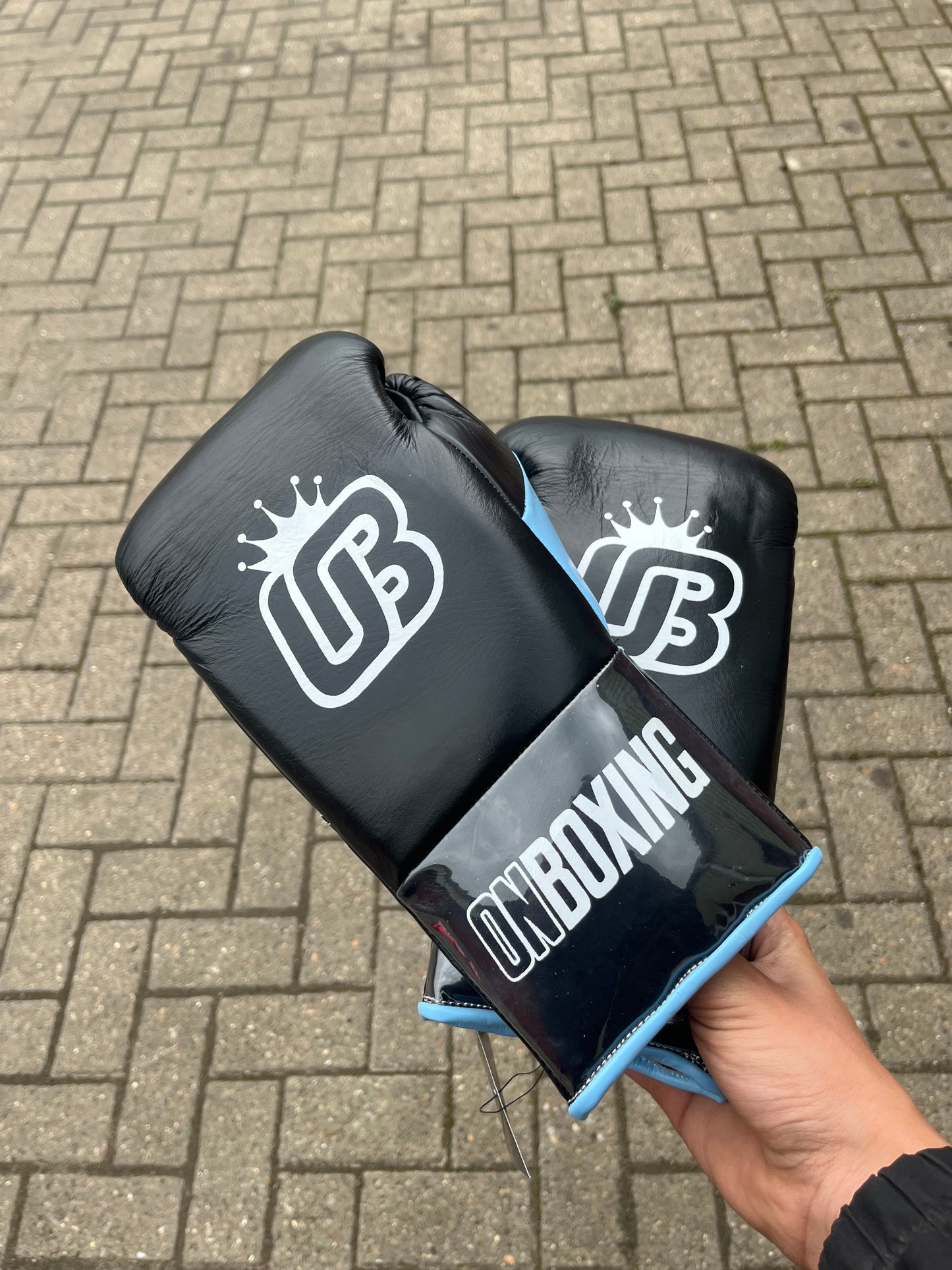 ON BOXING OB1 - BLACK / BABY BLUE