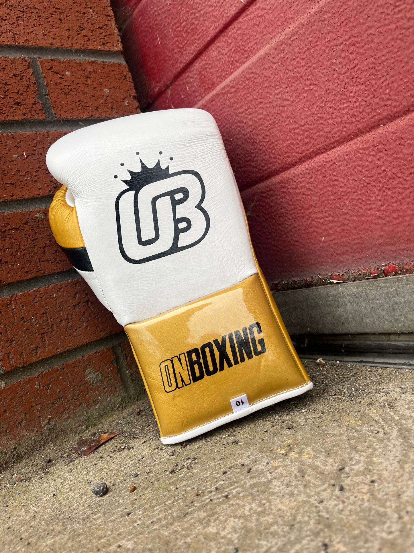 ON BOXING KINGPIN - WHITE GOLD