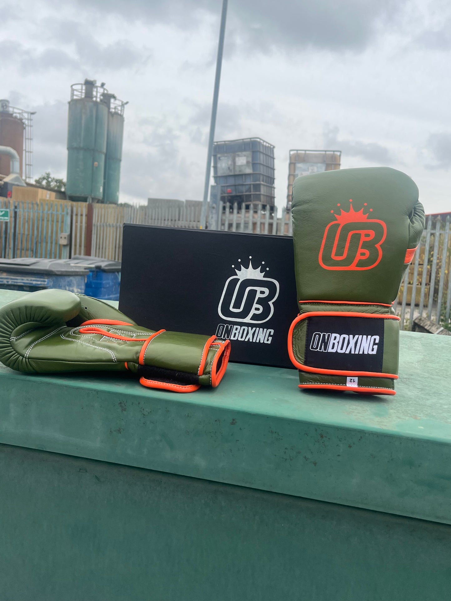 ON BOXING KINGPIN-X -KHAKI GREEN ORANGE