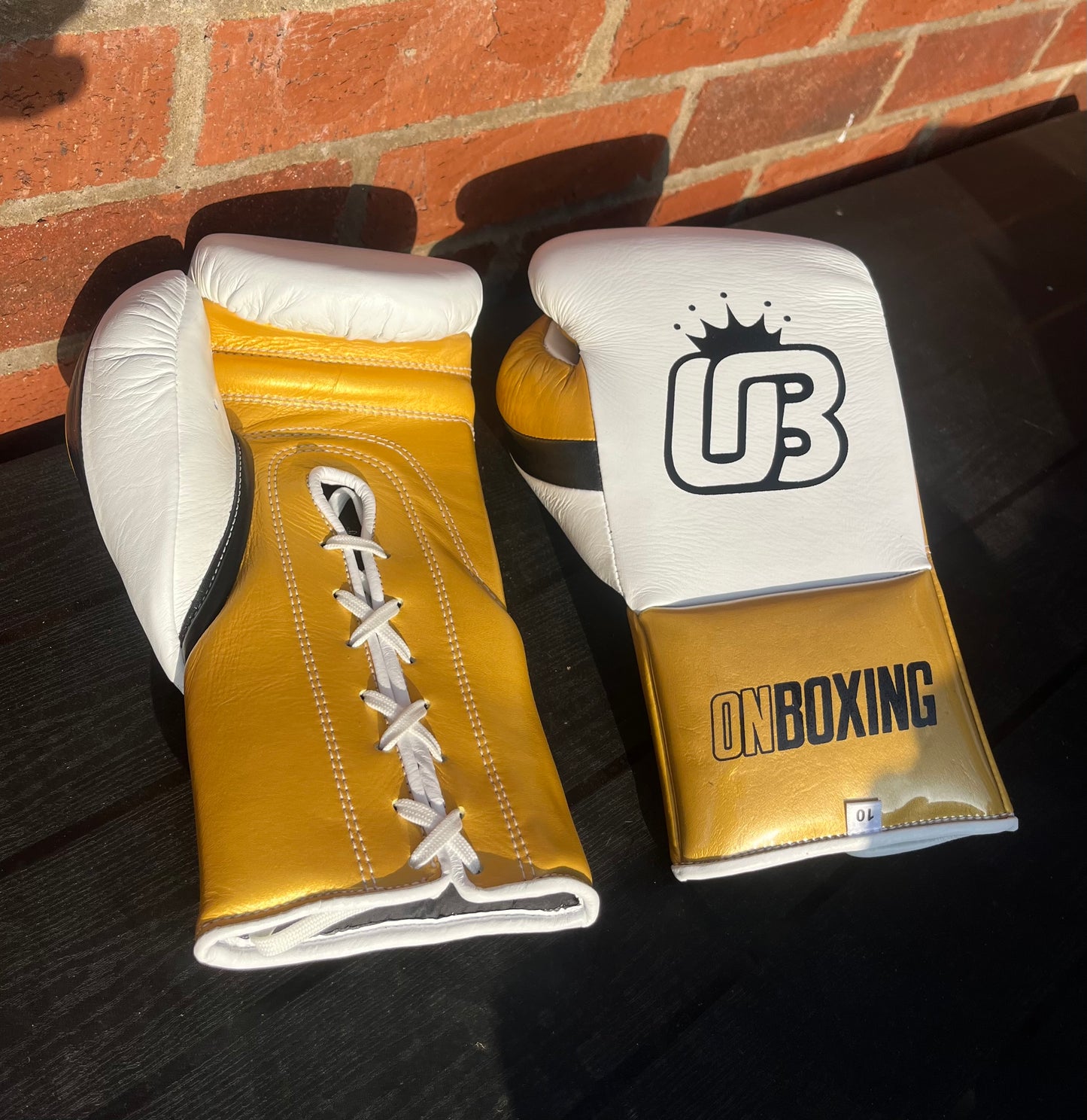 ON BOXING KINGPIN - WHITE GOLD