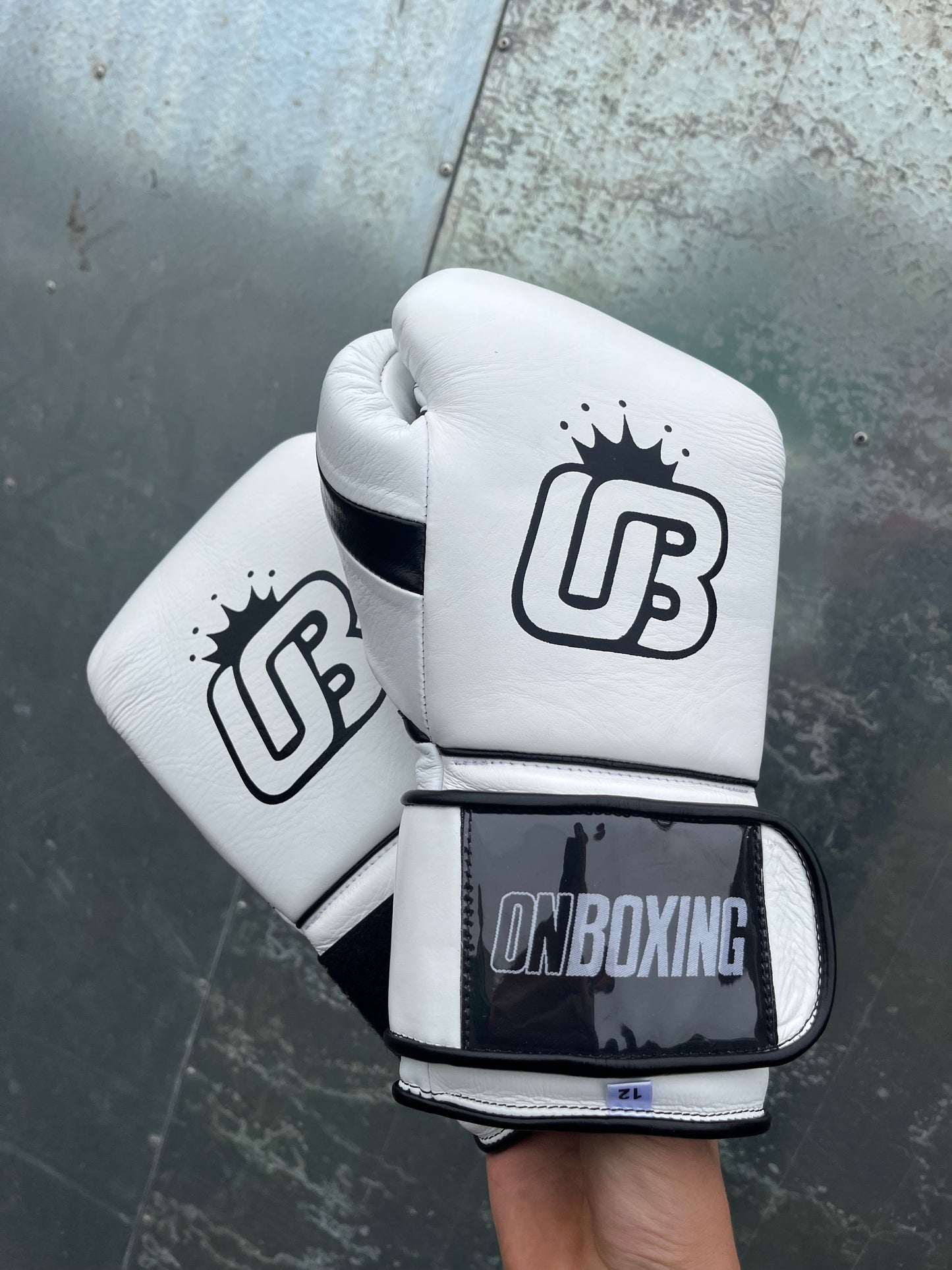 ON BOXING KINGPIN-X - WHITE BLACK